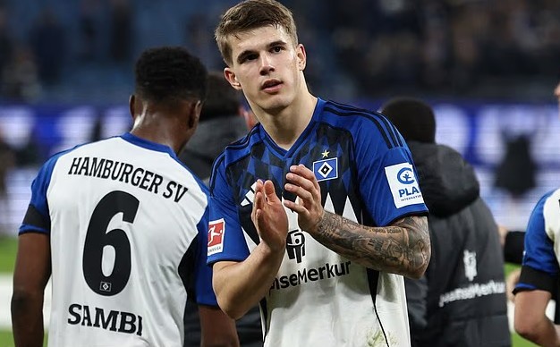 邮报：卢卡-武什科维奇对离开热刺持开放态度，巴萨拜仁有意他